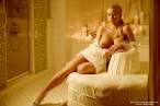 6b9_Divini_Rae__Candle_Light_10.jpg