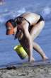 20080620-helen_hunt_bikini_pics6.jpg