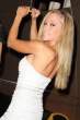 kendra_wilkinson_white_tight_play_11_big.jpg