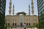 Azadi Mosque in Ashgabat - Turkmenistan.jpg