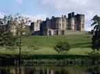 Northumberland Castle, England.jpg