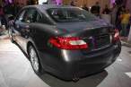 12-la-2011-infiniti-m-live.jpg