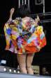 lily_allen_cheese_legs_3.jpg