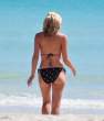 kelly_landry_bikini_pictures_6.jpg
