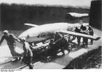 Bundesarchiv_Bild_146-1973-029A-24A,_Marschflugkörper_V1_vor_Start.jpg