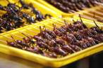 eating_insects_1.jpg