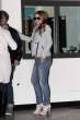 carmen_electra_stairs_2.jpg