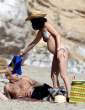 Selma_Blair_at_the_beach_in_Malibu_2.jpg