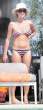 tn-Amanda_Holden_-_Bikini_candids_USA__Sept_2009_017.jpg