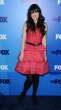 ZooeyDeschanel_fox_upfront_041.jpg