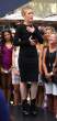 Piper Perabo - Shooting Extra @ The Grove - 280711_010.jpg