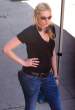 LauraPrepon2011_08_25_directingaTVshowinWestHollywood1.jpg