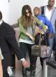KateBeckinsale2011_08_26_arrivesonaflightatLAXairport5.JPG