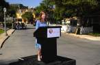 NUTSB7LL9E_Dana_Delany_-_Celebrity_Rally_On_ABCs_Wisteria_Lane_004.jpg