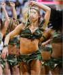 nfl-cheerleaders-cleavage-30.jpg