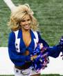 nfl-cheerleaders-cleavage-50.jpg