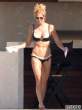 torrie-wilson-black-bikini-miami-10-435x580.jpg