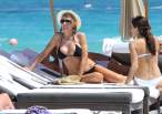 rita_rusic_lie_bikini_5.jpg