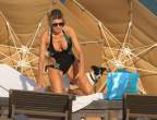 79585_celebrity_paradise.com_TheElder_RR8_122_582lo.JPG