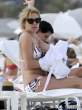 chloe-sevigny-bikini-black-white-tie-dye-miami-11-435x580.jpg