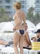 chloe-sevigny-bikini-black-white-tie-dye-miami-13-435x580.jpg