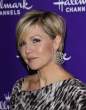 DGT86QKE7Z_Jennie_Garth_-_Hallmark_Channels_2011_TCA_Winter_Tour_Evening_Gala_-_Jan_7_3_.jpg