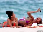 hailey-baldwin-bikini-day-on-miami-beach-01-580x435.jpg
