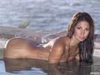 leilani-dowding-classic-topless-beach-shoot-21-900x675.jpg