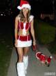 leilani-dowding-sexy-santa-outfit-in-la-04-435x580.jpg