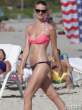 julie-henderson-bikinis-in-miami-03-435x580.jpg