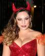 kelly-brook-dressed-as-a-devil-for-halloween-in-hollywood_32.jpg