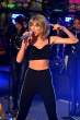taylor-swift-at-new-year-s-eve-2015-in-nyc_4.jpg