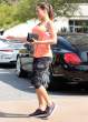 kelly-brook-heading-to-the-gym-in-la_18.jpg