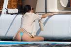 kourtney-kardashian-and-kendall-jenner-in-bikinis-on-a-yacht-in-antibes-05-25-2017_17.jpg